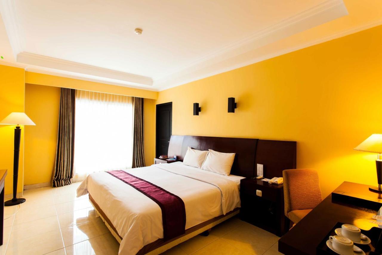 Aston Niu Manokwari Hotel & Conference Center Eksteriør billede