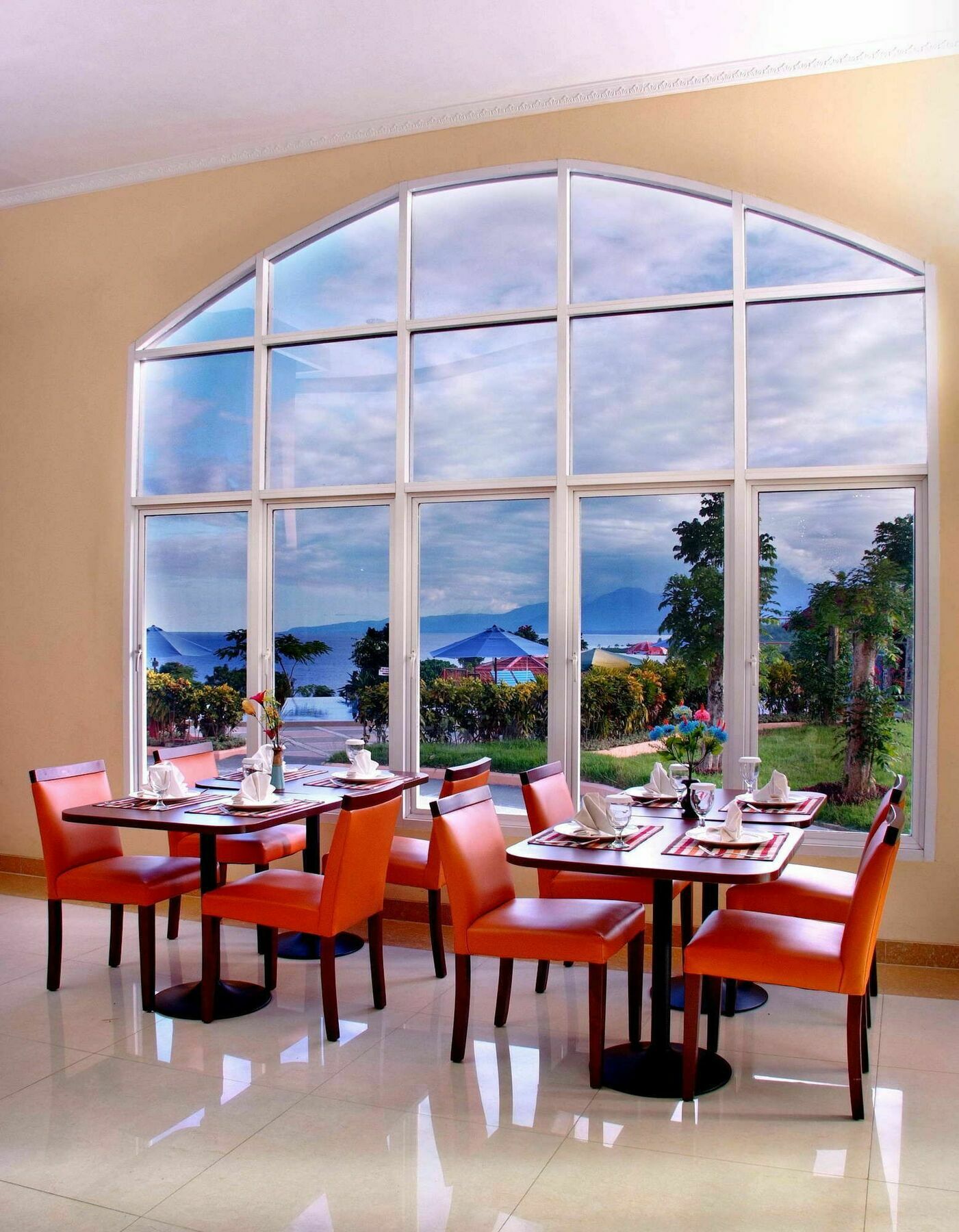 Aston Niu Manokwari Hotel & Conference Center Eksteriør billede