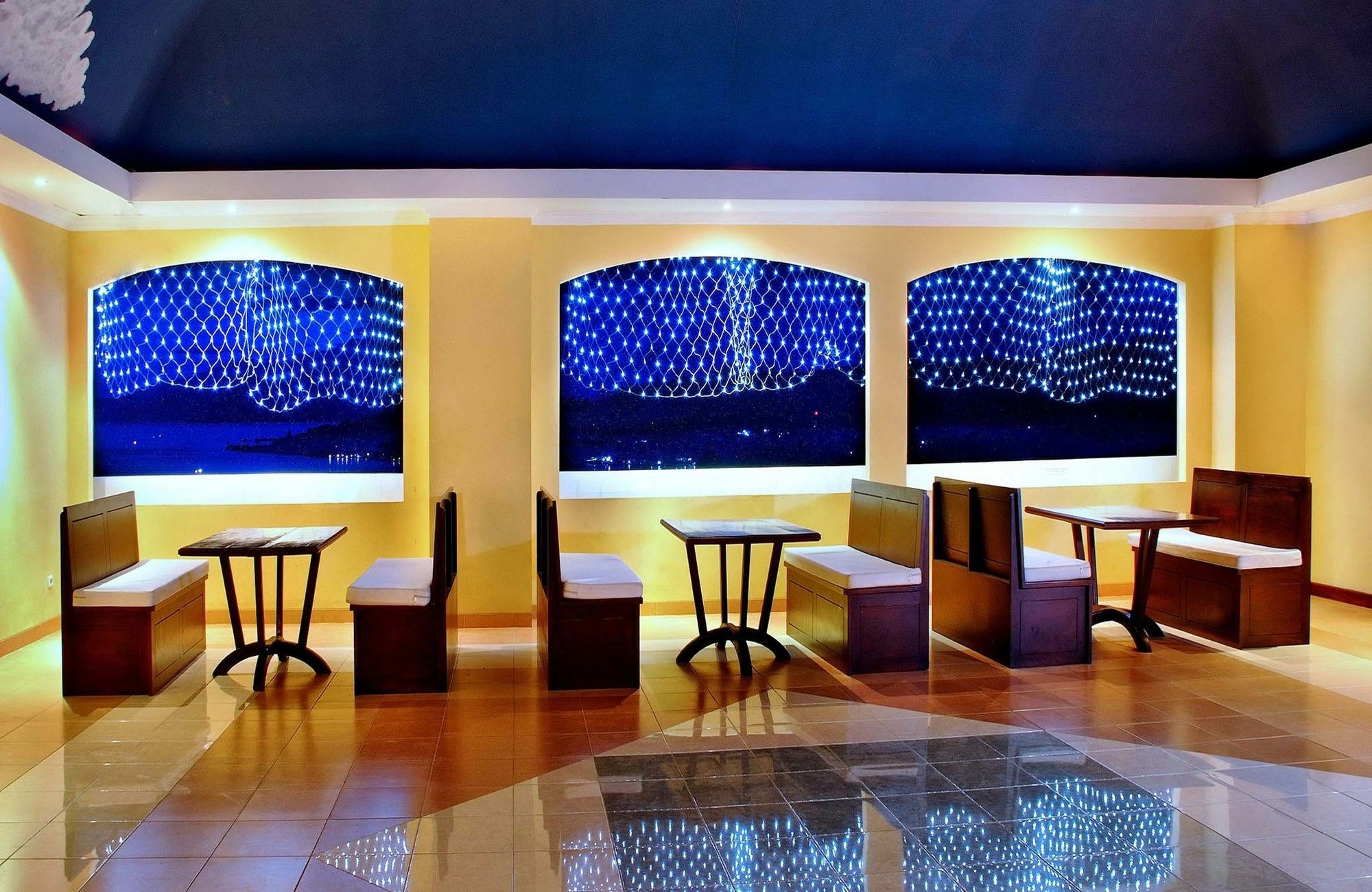 Aston Niu Manokwari Hotel & Conference Center Eksteriør billede