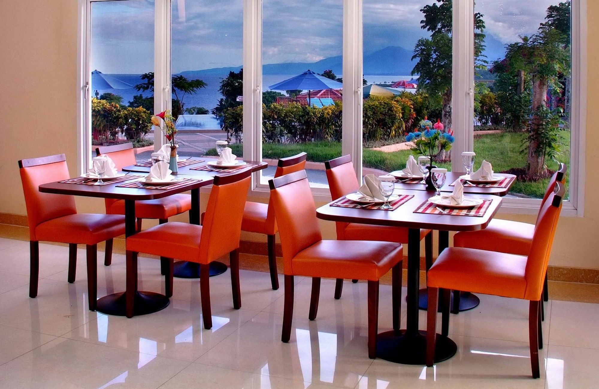 Aston Niu Manokwari Hotel & Conference Center Eksteriør billede